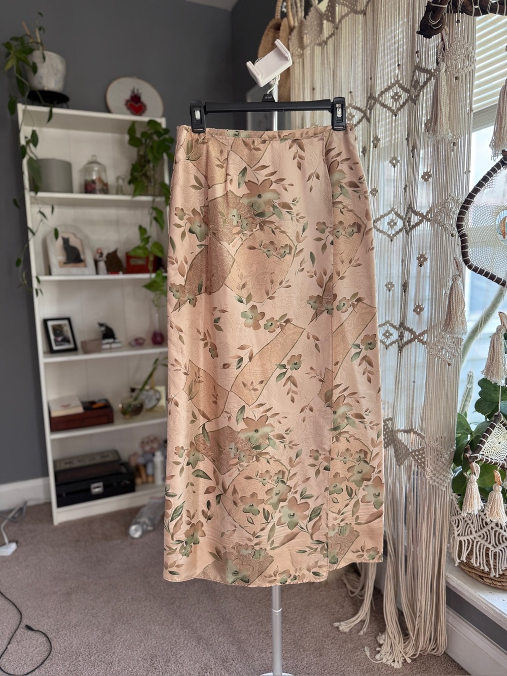 Floral Satin Midi Skirt 100% silk size 6